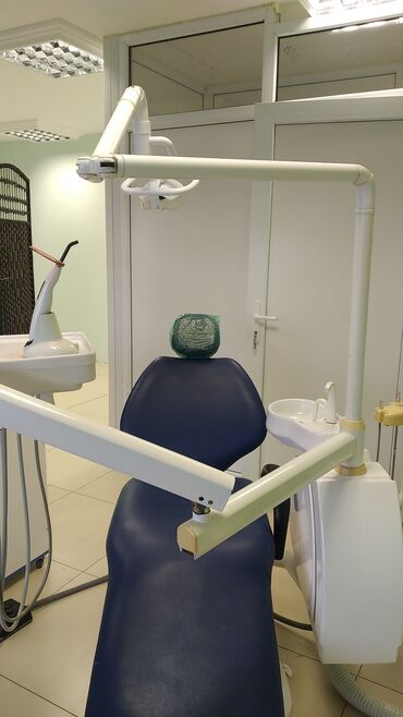 аренда стоматология: Сдаю в аренду требеутся врач врач стоматолог врач который ставит