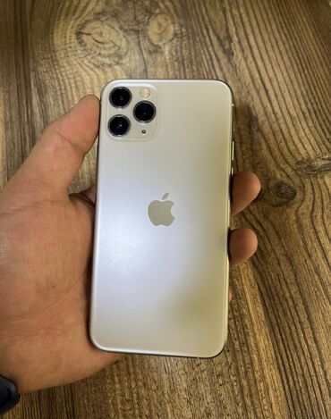 Apple iPhone: IPhone 11 Pro, Б/у, 256 ГБ, Белый, 83 %