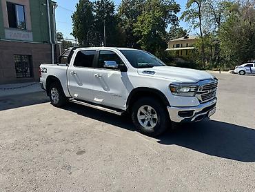 жабра: Dodge Ram 1500: 2020 г., 5.7 л, Автомат, Бензин, Пикап — 4