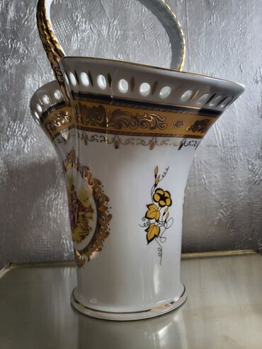 Ostali kućni dekor: Vaza,korpa nova vintaz Lordshade porcelan. Perfektan profesionalni — 19