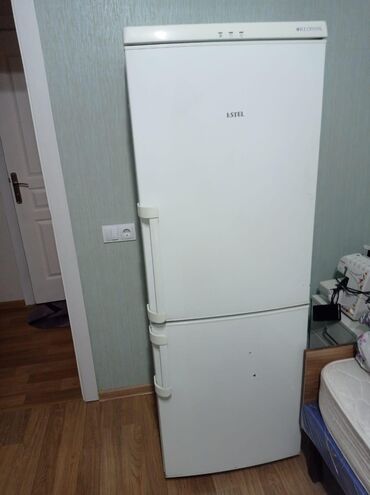soyuducu hovsan: Холодильник