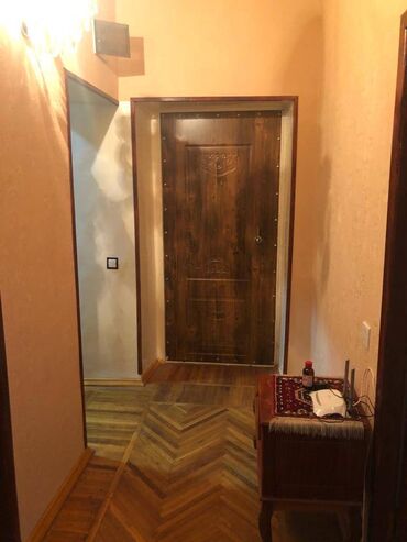 Uzunmüddətli kirayə mənzillər: Nərimanov metrosuna yaxın 178 nömrəli məktəbə yaxın 5 mertebeli — 15