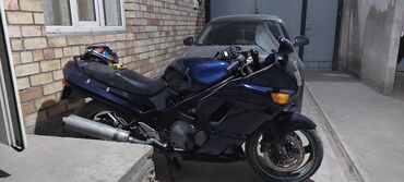 Kawasaki: Продам любимый мотоцикл. Kawasaki ZZR 400 .рама не гнутая . новый
