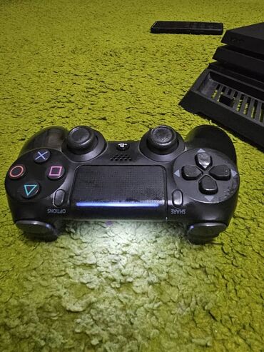скупка ноутбуков в бишкеке: Playtation 4 pro в отличном состоянии с играми и с пломбами не