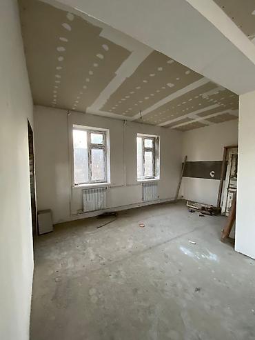 Продажа коттеджей и домов: Уй сатылат дареги ОШМады Чагыр 13-ая улица дом 1 . Уй мансард — 7