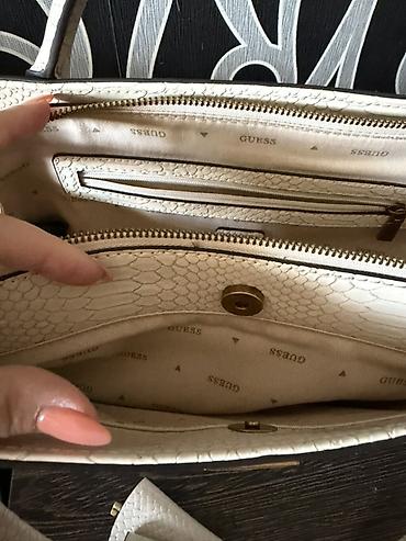 Çantalar: Guess qadın əl çantası - Model: Guess tote/handbag - Rəng: açıq bej — 3