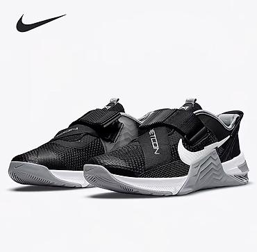 клипы: Мужские кроссовки, 44, Nike, Новый, цвет - Черный, Самовывоз, Платная доставка — 1