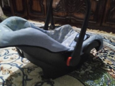 кофта для беременных: Элегантный женский комплект: платье с декоративной подвеской на вырезе