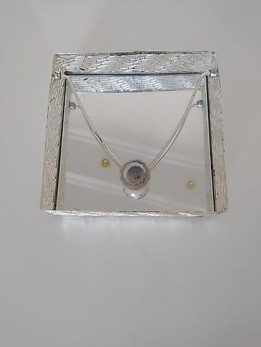 led guzgu: Güzgülü dekorativ salfetka qabı - Material: metal karkas (gümüşü — 1