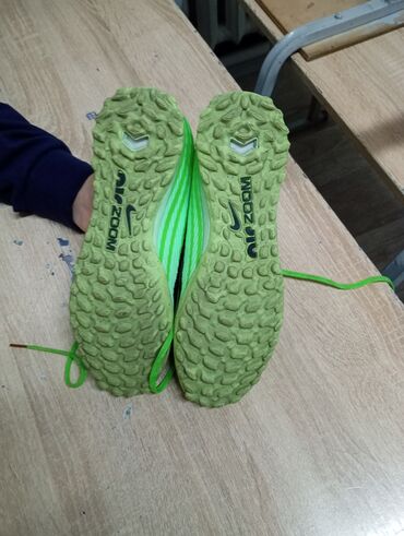 красовки футболный: Футбольные бутсы/сороконожки Nike Zoom (зелёные) - Тип: футбольная