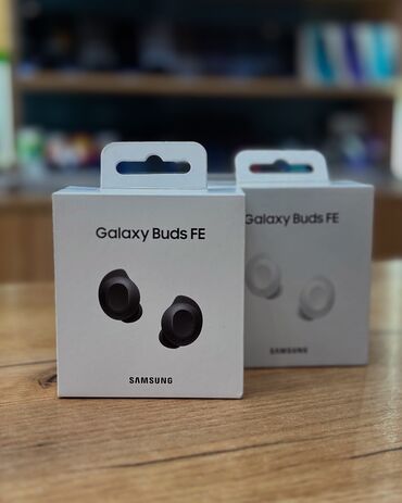 Qulaqcıqlar: Samsung Galaxy Buds Fe
Orginaldi✅.
Tezedir✅.
Zemanet 1il ✅