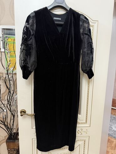 шикарное вечернее красное платье: Вечернее платье, Длинная модель, Велюр, С рукавами, M, L, XL