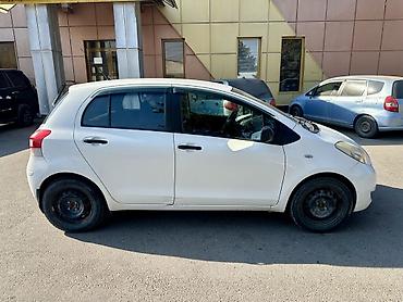 Унаа сатуу: Toyota Yaris: 2014 г., Бензин, Хетчбек — 3