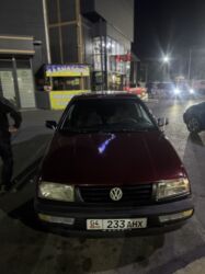 Volkswagen: Volkswagen Vento: 1993 г., 1.8 л, Механика, Бензин, Седан — 7