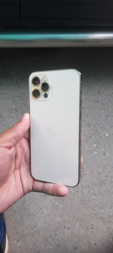 монитор для видеонаблюдения: IPhone 12 Pro