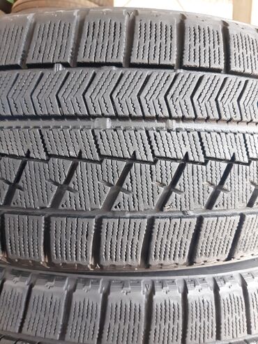 зимняя резина р15: Шины 215 / 45 / R 18, Зима, Б/у, Комплект, Япония, Bridgestone