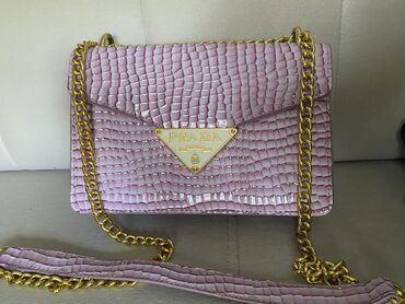 женские джинсовые жилетки: Əl çantası, Prada, İşlənmiş