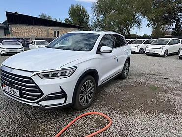 byd e1: BYD Song Plus: 2023 г., 1.5 л, Автомат, Гибрид, Кроссовер — 2