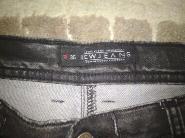 Шорты: Джинсовые шорты! Состояние новое, осталось 2шт. Тёмно-серый, размер — 3