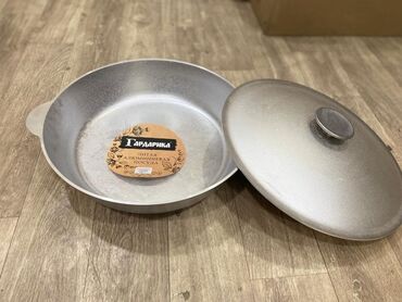 Qazanlar: Qazan, rəng - Gümüşü, Çuqun, 5-dən çox l, Kukmara, Rusiya -da lalafo.az — 11 Qazanlar: Qazan, rəng - Gümüşü, Çuqun, 5-dən çox l, Kukmara, Rusiya — 11