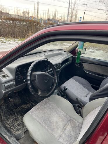 нексия авто: Daewoo Nexia: 1999 г., 1.5 л, Механика, Бензин, Седан