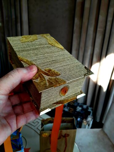 Ətriyyat: Salamaleykum. Əl işlərimizdi. Üstünlüyü gözəlliyində -da lalafo.az — 14 Ətriyyat: Salamaleykum. Əl işlərimizdi. Üstünlüyü gözəlliyində — 14