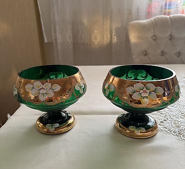Qedimi Bagema Çexiya meyve qabıları satılır ikisi 50 azn