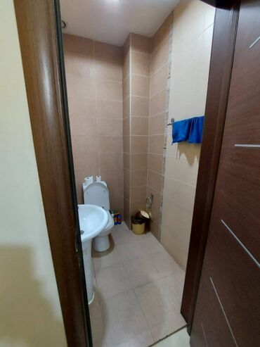 Digər kommersiya daşınmaz əmlakı: Xətai rayonu, Gəncə prospekti (piyadaların və maşınların çox keçişli -da lalafo.az — 14 Digər kommersiya daşınmaz əmlakı: Xətai rayonu, Gəncə prospekti (piyadaların və maşınların çox keçişli — 14