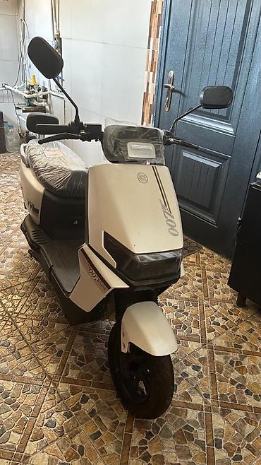 teker balansi: Yeni elektrikli moped satılır. Şəhər daxilində rahat və qənaətli — 1