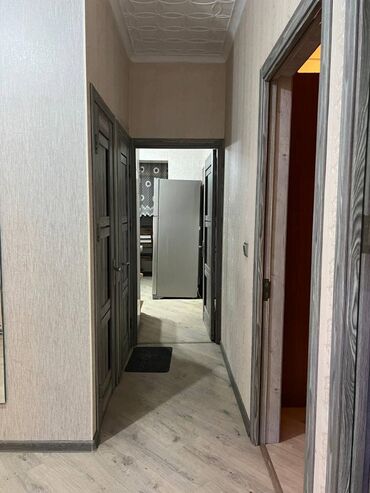 Uzunmüddətli kirayə mənzillər: Gənclik metrosunun yaxınlığında, köhnə tikili, 9 mərtəbəli binanın -da lalafo.az — 10 Uzunmüddətli kirayə mənzillər: Gənclik metrosunun yaxınlığında, köhnə tikili, 9 mərtəbəli binanın — 10