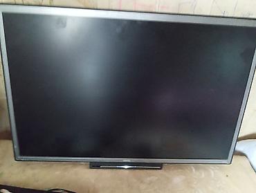 manitor hdmi: BenQ LCD monitor - Ekran ölçüsü: təxminən 22–24 düym (genişekran) - — 4
