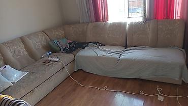 sofa: Угловой диван, C подушками — 1