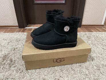 patike za zimu zenske: Čizme, UGG, 38