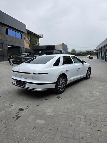 sprinter 2 9: Hyundai Grandeur: 2026 г., 1.6 л, Автомат, Гибрид, Седан — 4