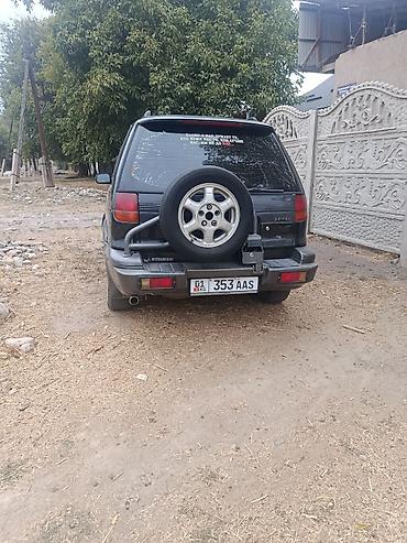 Mitsubishi Space Gear: 1999 г., 2 л, Автомат, Бензин, Вэн/Минивэн — 6