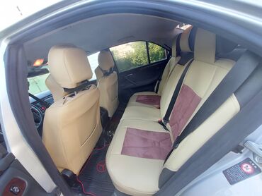 Mercedes-Benz: Mercedes-Benz E-Class (W210) sedan - Kuzov: 4 qapılı sedan, gümüşü — 9