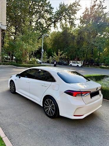taiota karola: Toyota Corolla: 2022 г., 1.8 л, Автомат, Гибрид, Седан — 3