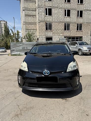 corolla 2016: Toyota Prius: 2014 г., 1.8 л, Автомат, Гибрид, Хэтчбэк — 1