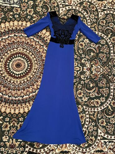 женская платья размер 44: Вечернее платье, Русалка, Длинная модель, С рукавами, 2XL (EU 44)