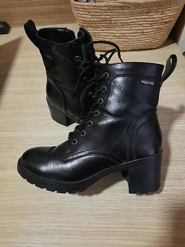 ugg bor: Lusso kozne cizme, nosene par puta, stanje odlicno — 2