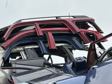 хонда цивик: Крыша на хонду сивик 2002года хетчбэк 
Цвет красный