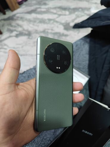 xiaomi 13 ultra qiymeti kontakt home: Xiaomi 13 Ultra, 256 GB, rəng - Yaşıl, 
 Barmaq izi, Simsiz şarj, İki sim kartlı