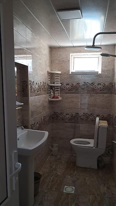 kredit ev: Kirayə .3 otag.heyet evi.temirli.119 nomreli avtobusun dayanacagina — 9