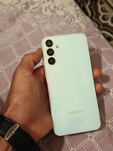 Мобильные телефоны: Samsung Galaxy A15, 128 ГБ, цвет - Белый, Отпечаток пальца — 2