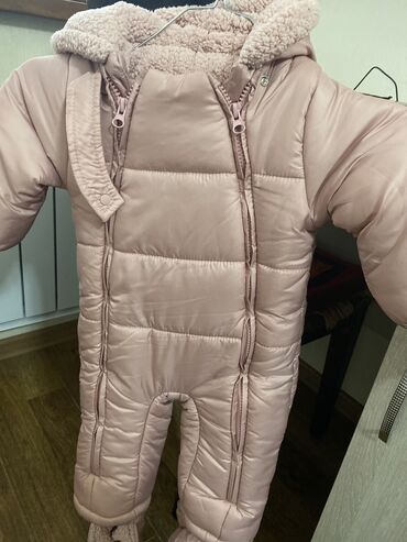 детскую курточку: Детская куртка одевали один раз
