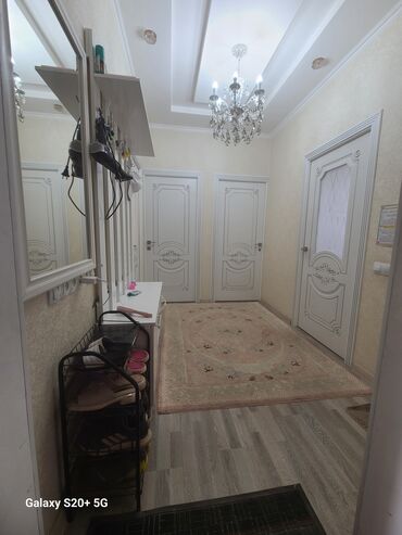 Продажа квартир: 3 комнаты, 72 м², 1 этаж, Евроремонт