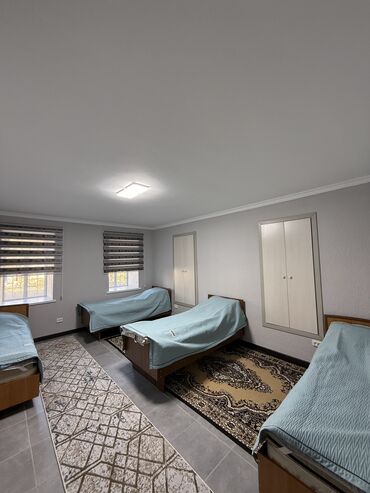 Посуточная аренда домов: Гостевой дом «Домик» КАРАКОЛ. Inst: guesthouse_domik.karakol Рядом — 4