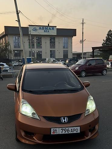 w210 55: Honda Fit: 2010 г., 1.5 л, Вариатор, Бензин, Хэтчбэк — 3