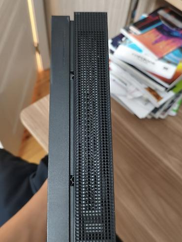 xbox seris x: Xbox One X 1TB oyun konsolu Xüsusiyyətlər: - 1TB daxili yaddaş – — 8
