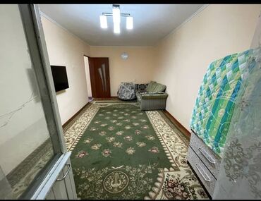 105 серия 3 комнатная: 1 комната, 38 м², 104 серия, 2 этаж, Косметический ремонт